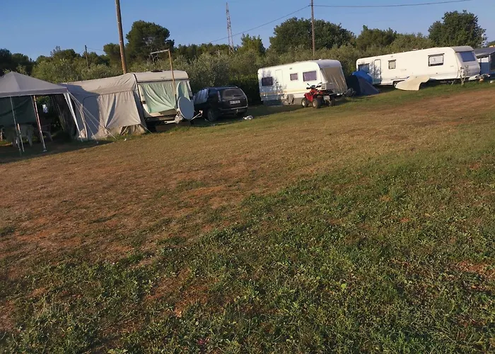 Volme Tent キャンプ場 バニョレ